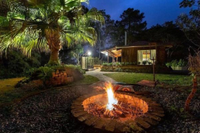 Cabana com jacuzzi em meio a Mata Atlântica